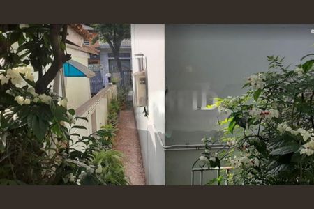 Casa à venda com 244m², 5 quartos e 3 vagas