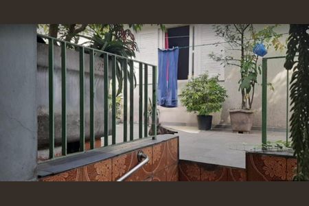 Casa à venda com 244m², 5 quartos e 3 vagas
