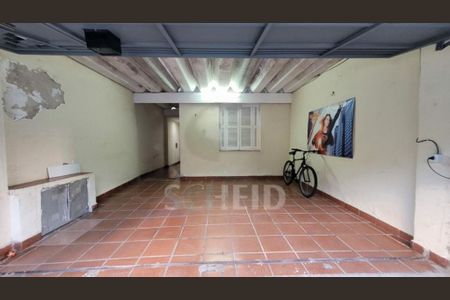 Casa à venda com 67m², 2 quartos e 2 vagas
