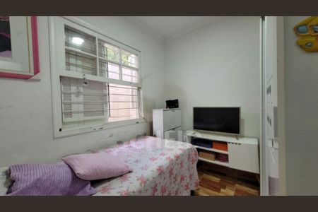 Casa à venda com 67m², 2 quartos e 2 vagas