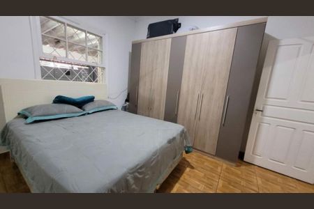 Casa à venda com 67m², 2 quartos e 2 vagas