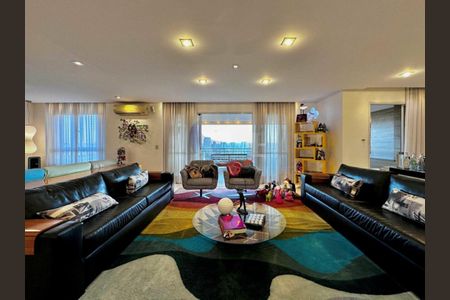 Apartamento à venda com 223m², 3 quartos e 3 vagas