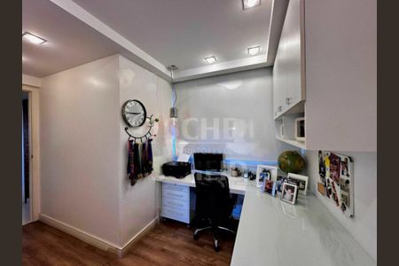 Apartamento à venda com 223m², 3 quartos e 3 vagas