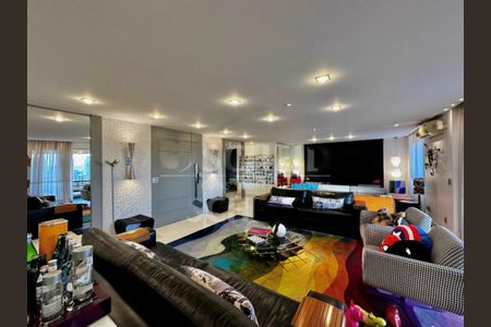 Apartamento à venda com 223m², 3 quartos e 3 vagas