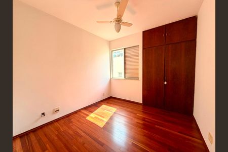 Apartamento à venda com 140m², 4 quartos e 2 vagas