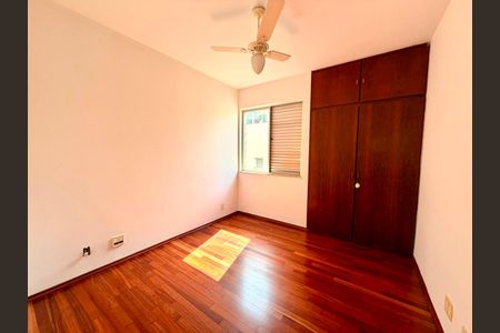 Apartamento à venda com 140m², 4 quartos e 2 vagas