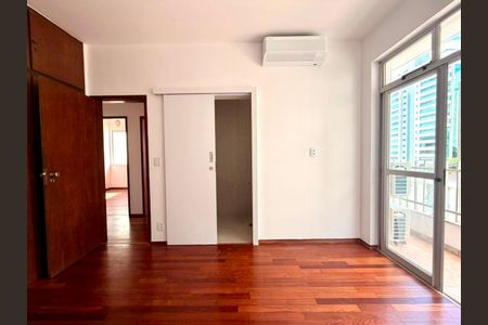 Apartamento à venda com 4 quartos, 140m² em Gutierrez, Belo Horizonte