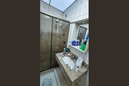 Casa para alugar com 360m², 4 quartos e 3 vagas Casa para alugar com 360m², 4 quartos e 3 vagasCasa 1 - Banheiro Social