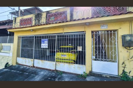 Casa para alugar com 360m², 4 quartos e 3 vagas Casa para alugar com 360m², 4 quartos e 3 vagasFrente do Imóvel