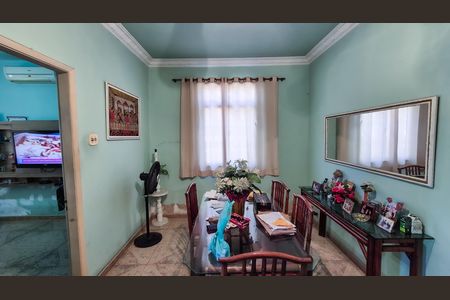 Casa para alugar com 360m², 4 quartos e 3 vagas Casa para alugar com 360m², 4 quartos e 3 vagasCasa 1 - Sala