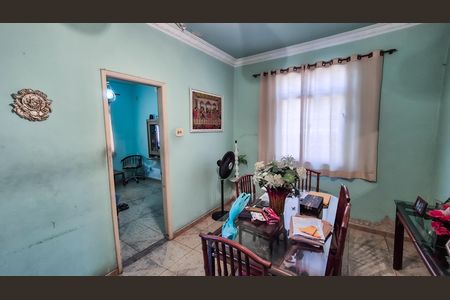 Casa para alugar com 360m², 4 quartos e 3 vagas Casa para alugar com 360m², 4 quartos e 3 vagasCasa 1 - Sala