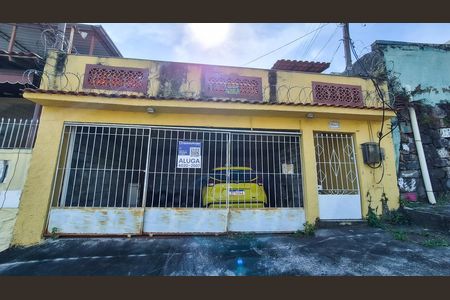Casa para alugar com 360m², 4 quartos e 3 vagas Casa para alugar com 360m², 4 quartos e 3 vagasFrente do Imóvel