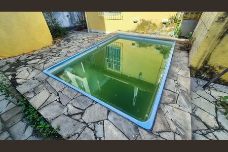 Casa para alugar com 360m², 4 quartos e 3 vagas Casa para alugar com 360m², 4 quartos e 3 vagasÁrea externa em comum como as 3 casas