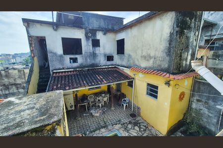 Casa para alugar com 360m², 4 quartos e 3 vagas Casa para alugar com 360m², 4 quartos e 3 vagasCasa 1 - terraço - vista para a casa 2 e casa 3