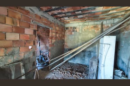 Casa para alugar com 360m², 4 quartos e 3 vagas Casa para alugar com 360m², 4 quartos e 3 vagasCasa 3 - em construção