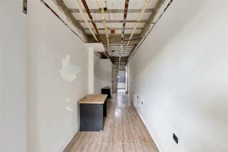 Casa à venda com 300m², 3 quartos e 3 vagas