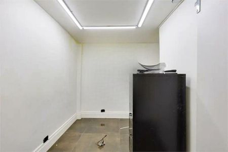 Casa à venda com 3 quartos, 300m² em Parque Residencial Julia, São Paulo