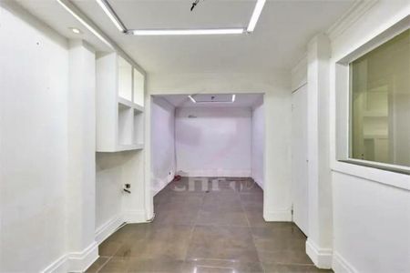 Casa à venda com 300m², 3 quartos e 3 vagas