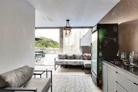 Casa à venda com 3 quartos, 300m² em Parque Residencial Julia, São Paulo