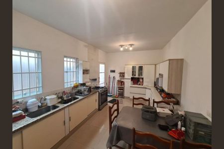 Casa à venda com 360m², 4 quartos e sem vaga