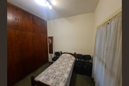 Casa à venda com 4 quartos, 360m² em Jardim Luzitania, São Paulo