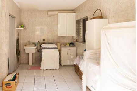 Casa à venda com 140m², 2 quartos e 3 vagas