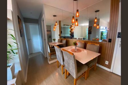 sala de estar de apartamento à venda com 2 quartos, 58m² em Picanço, Guarulhos