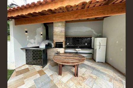 Apartamento à venda com 60m², 2 quartos e 1 vaga