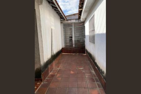 Casa à venda com 130m², 2 quartos e 2 vagas