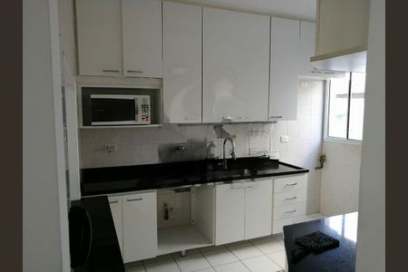 Casa à venda com 104m², 3 quartos e 2 vagas