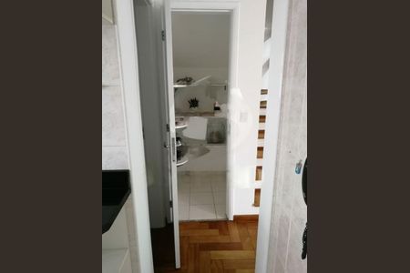 Casa à venda com 104m², 3 quartos e 2 vagas