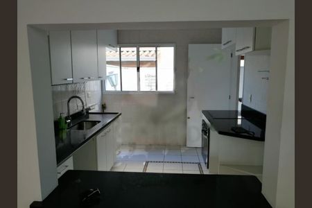 Casa à venda com 104m², 3 quartos e 2 vagas