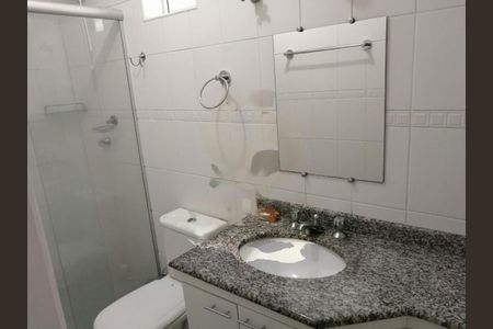 Casa à venda com 104m², 3 quartos e 2 vagas