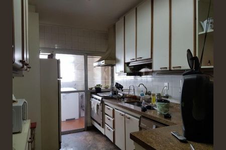 Apartamento à venda com 3 quartos, 165m² em Real Parque, São Paulo