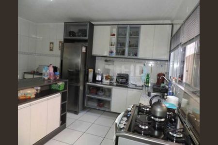 Casa à venda com 3 quartos, 143m² em Jardim Santa Cruz (Campo Grande), São Paulo