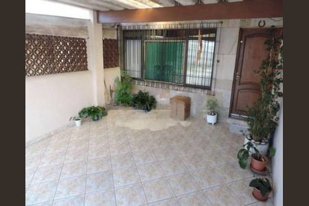 Casa à venda com 3 quartos, 143m² em Jardim Santa Cruz (Campo Grande), São Paulo