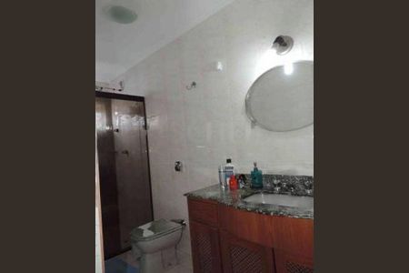 Casa à venda com 3 quartos, 143m² em Jardim Santa Cruz (Campo Grande), São Paulo