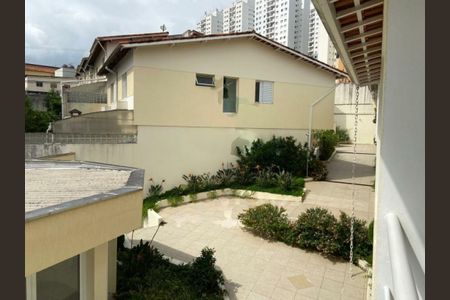 Casa à venda com 129m², 3 quartos e 2 vagas
