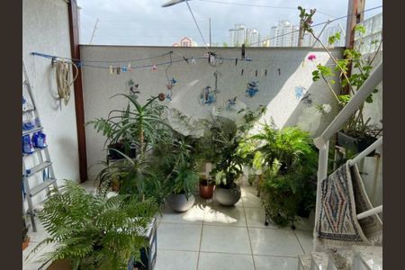 Casa à venda com 129m², 3 quartos e 2 vagas