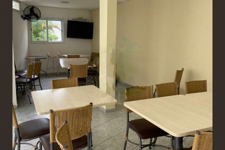 Casa à venda com 3 quartos, 129m² em Jardim Taquaral, São Paulo