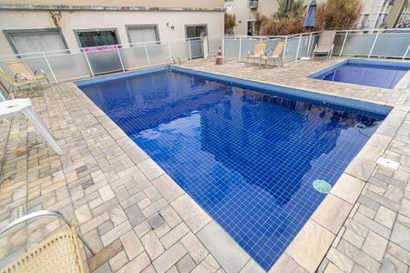 Apartamento para alugar com 110m², 2 quartos e 1 vagaÁrea comum - Piscina