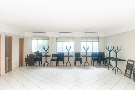 Apartamento para alugar com 110m², 2 quartos e 1 vagaÁrea comum - Salão de festas