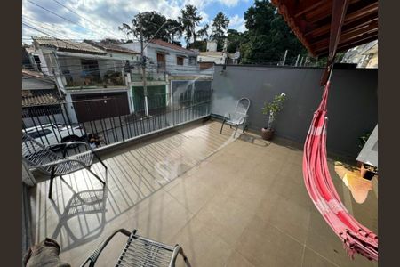 Casa à venda com 135m², 4 quartos e 2 vagas