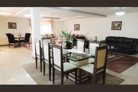 Casa à venda com 4 quartos, 350m² em Santo Amaro, São Paulo