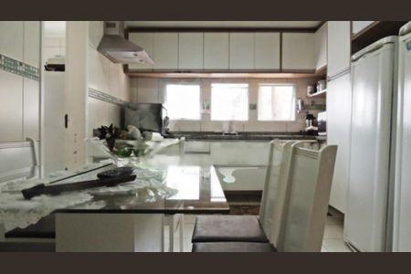 Casa à venda com 4 quartos, 350m² em Santo Amaro, São Paulo