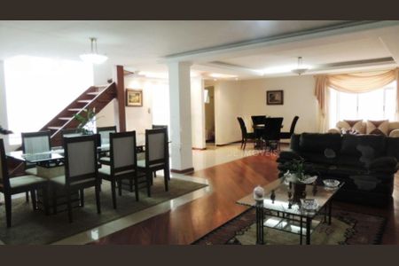 Casa à venda com 4 quartos, 350m² em Santo Amaro, São Paulo