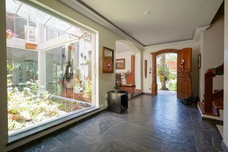 Casa à venda com 4 quartos, 450m² em Jardim Marajoara, São Paulo