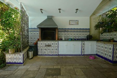 Casa à venda com 4 quartos, 450m² em Jardim Marajoara, São Paulo