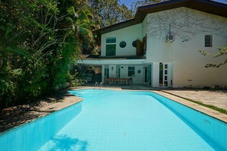 Casa à venda com 4 quartos, 450m² em Jardim Marajoara, São Paulo