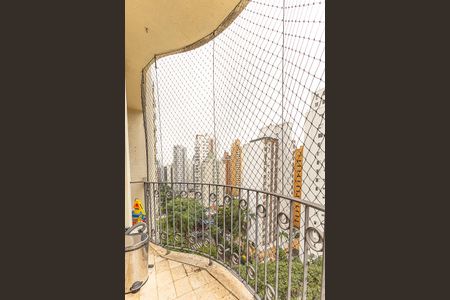 Apartamento à venda com 89m², 2 quartos e 1 vaga Apartamento à venda com 89m², 2 quartos e 1 vagaVaranda